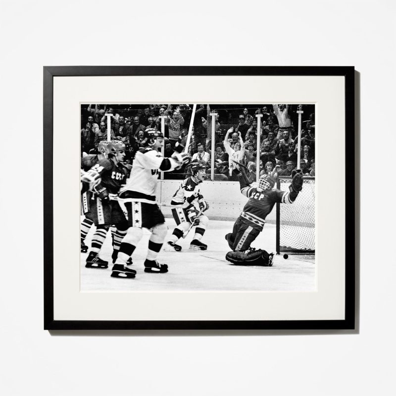 PIX0289 miracle on ice BlackFrame 6bf304a7 0a86 4acd a820 a013e6eb4e1d