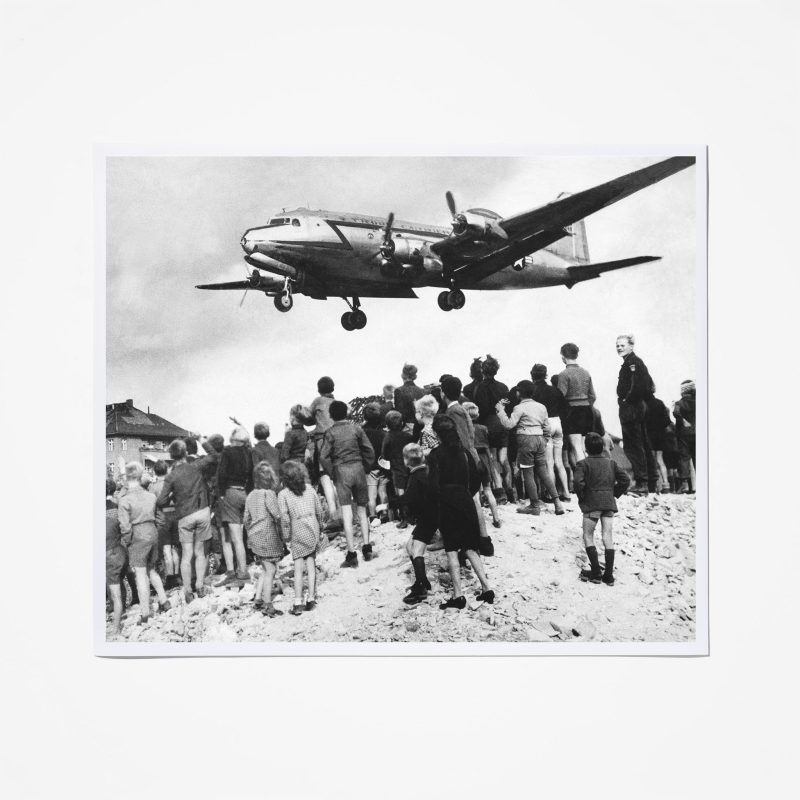 PIX0414 berlin airlift DONE Unframed