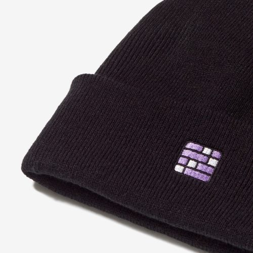 connections beanie detail